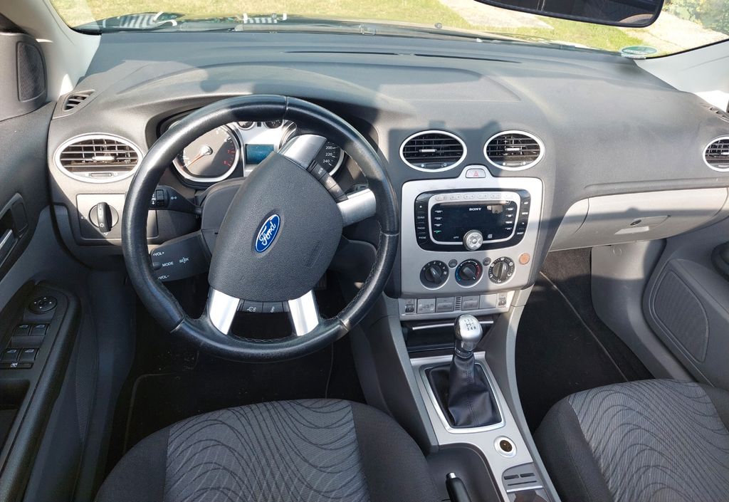 Bild des Angebotes Ford Focus CC 1,6 Trend Trend