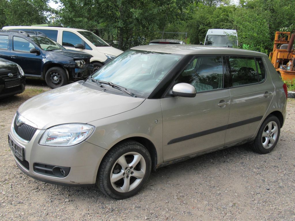 Bild des Angebotes Skoda Fabia 1.4=5-türig=Klima=8-fach berädert=Tüv 1-27