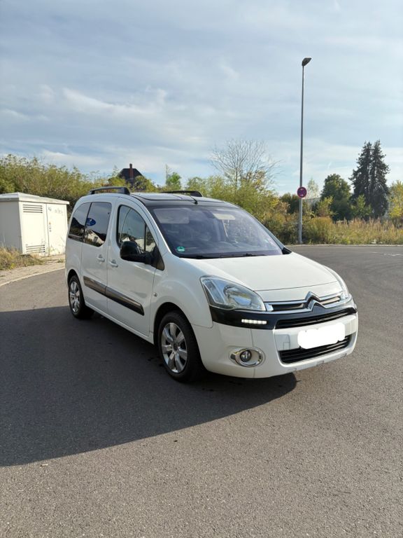 Bild des Angebotes Citroën Berlingo VTi 95 Multispace TÜV NEU/ Panoramadach