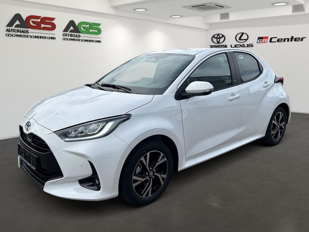 Bild des Angebotes Toyota Yaris Hybrid 1,5L Teamplayer Technik-Paket