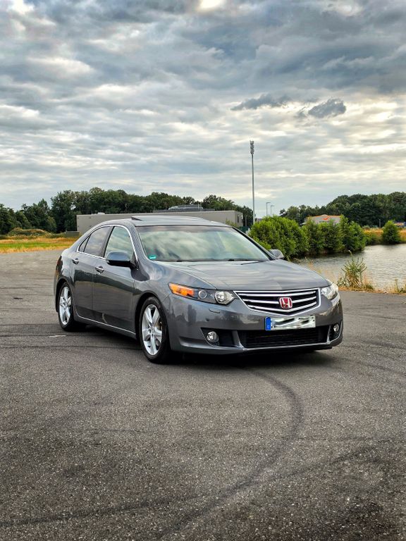 Bild des Angebotes Honda Accord 2.4 i-VTEC Executive Schalter