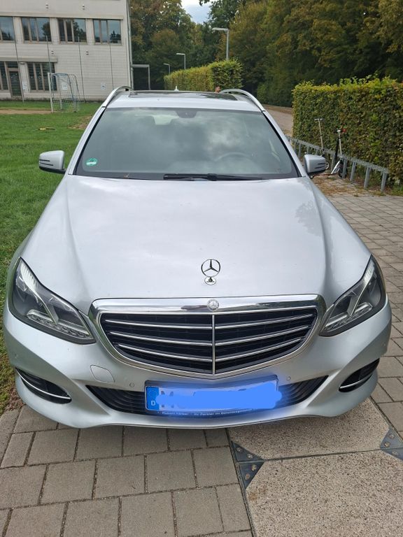 Bild des Angebotes Mercedes-Benz E 220 d T-Model 9G Tronic