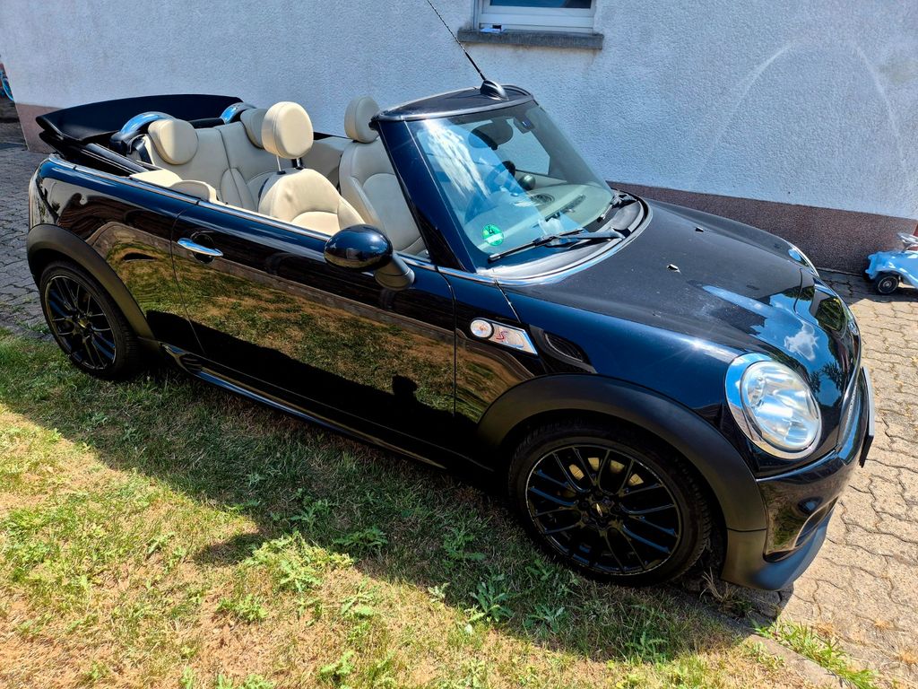 Bild des Angebotes MINI John Cooper Works S Cabrio - Top Zustand