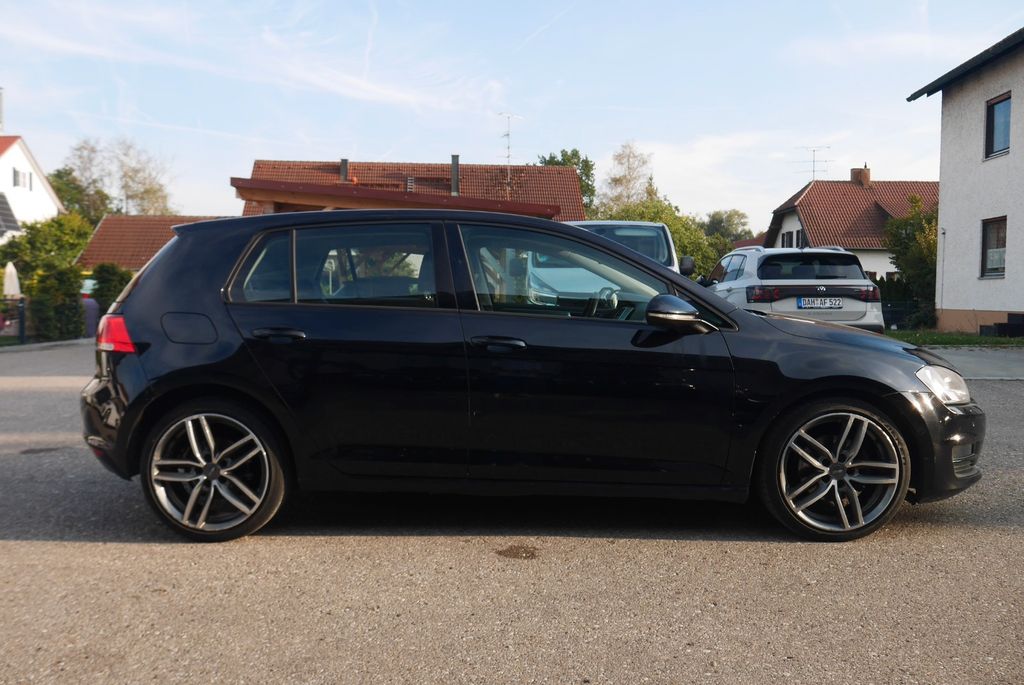 Bild des Angebotes Volkswagen Golf VII Lim. Trendline 4Motion BMT
