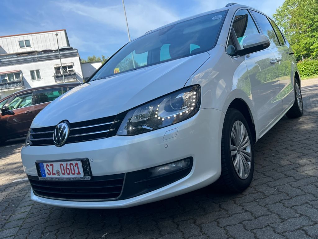 Bild des Angebotes Volkswagen Sharan Allstar DSG*PANO*135KW/184 PS* Xenon*ETür