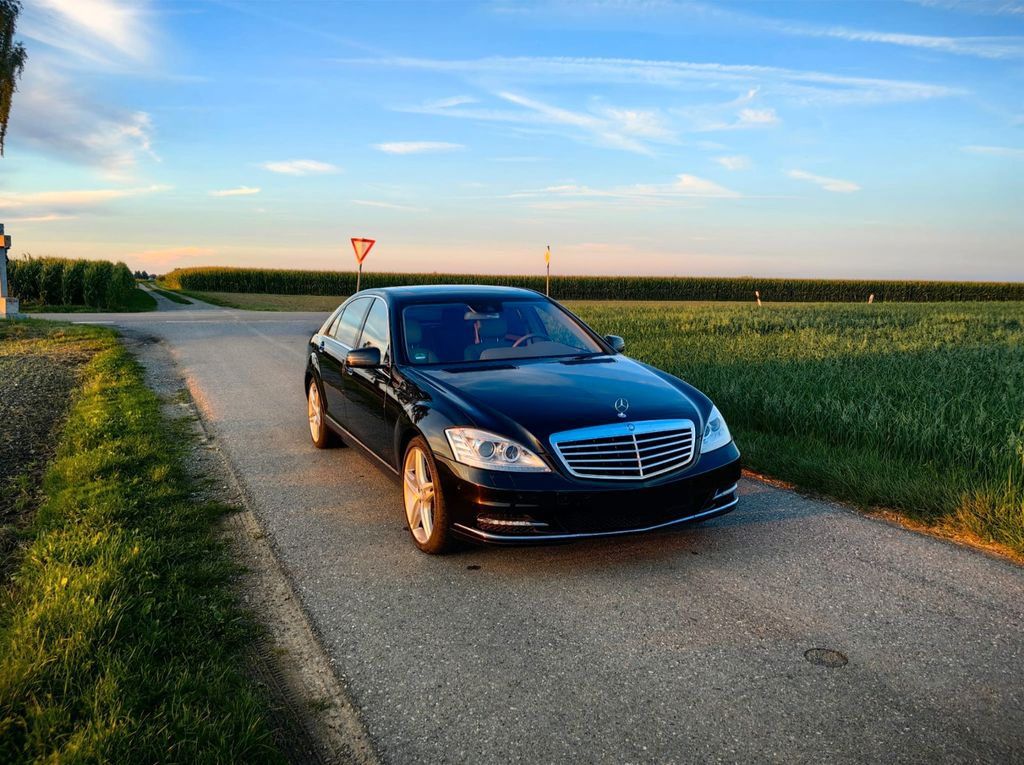 Bild des Angebotes Mercedes-Benz S 500 4MATIC L ZDF Direktionswagen