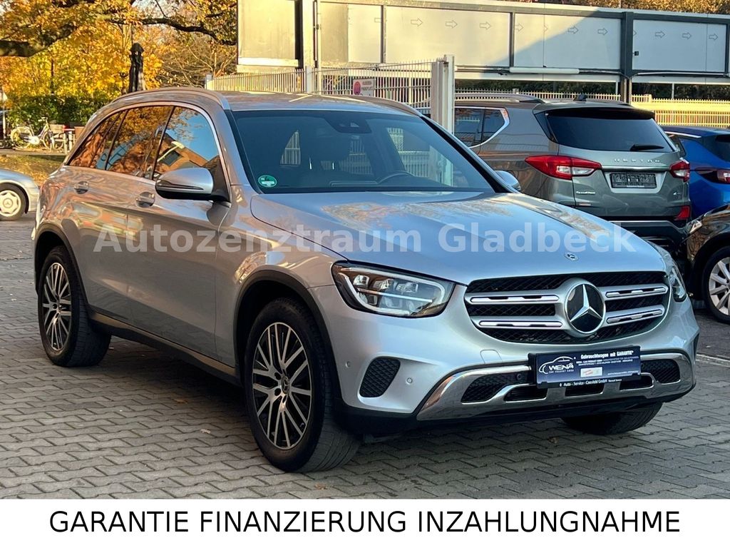 Bild des Angebotes Mercedes-Benz GLC 200 4Matic*AMG LINE**GARANTIE*1 HAND*