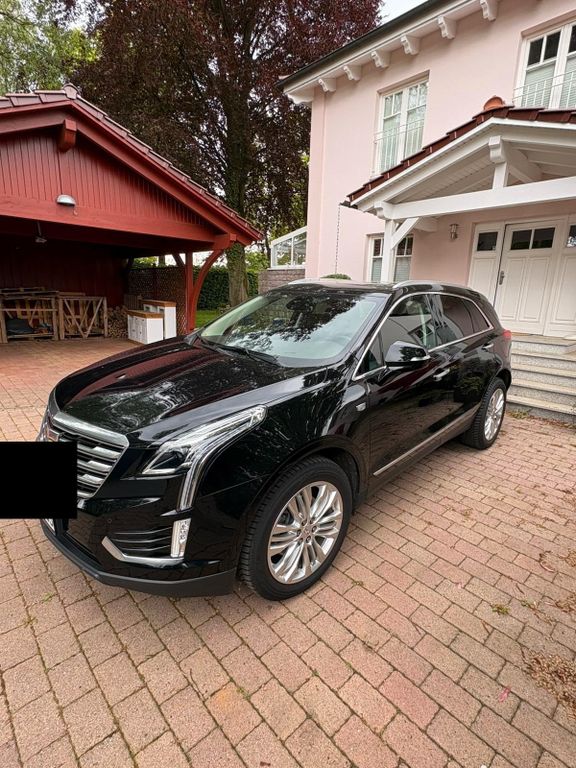 Bild des Angebotes Cadillac XT5 Luxury 3.6 AWD TÜV neu, Panoramadach, AHK