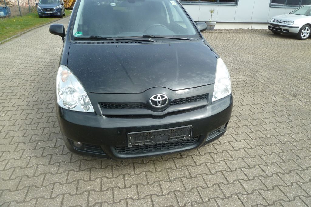 Bild des Angebotes Toyota Corolla Verso 2.2 D-CAT Sol