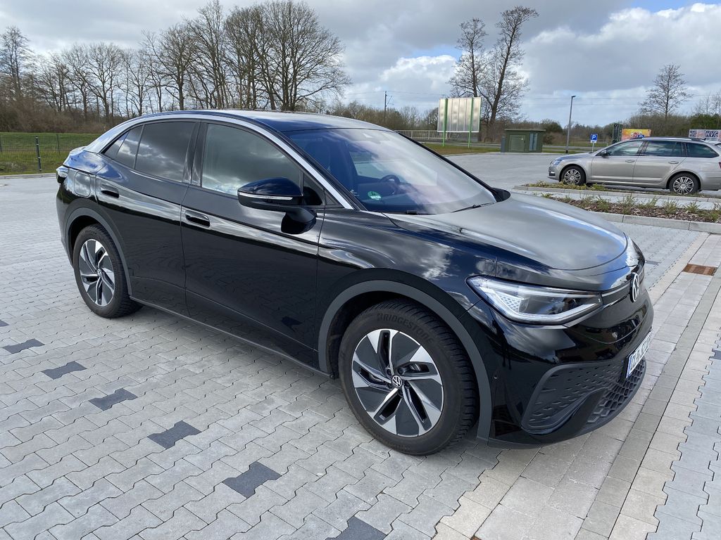 Bild des Angebotes Volkswagen ID.5 Pro 77 kWh 210 kW Pro AHK,VZE,ADR