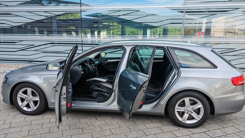 Bild des Angebotes Audi A4 1.8 TFSI/Alcantara/Sportsitze/Xenon