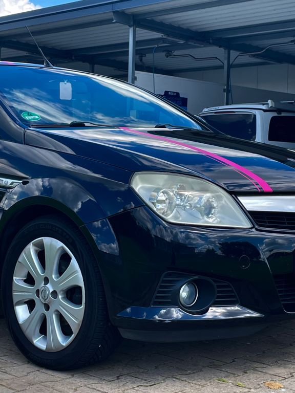 Opel Tigra 1.4, MOTOR GENERALÜBERHOLT, TÜV NEU