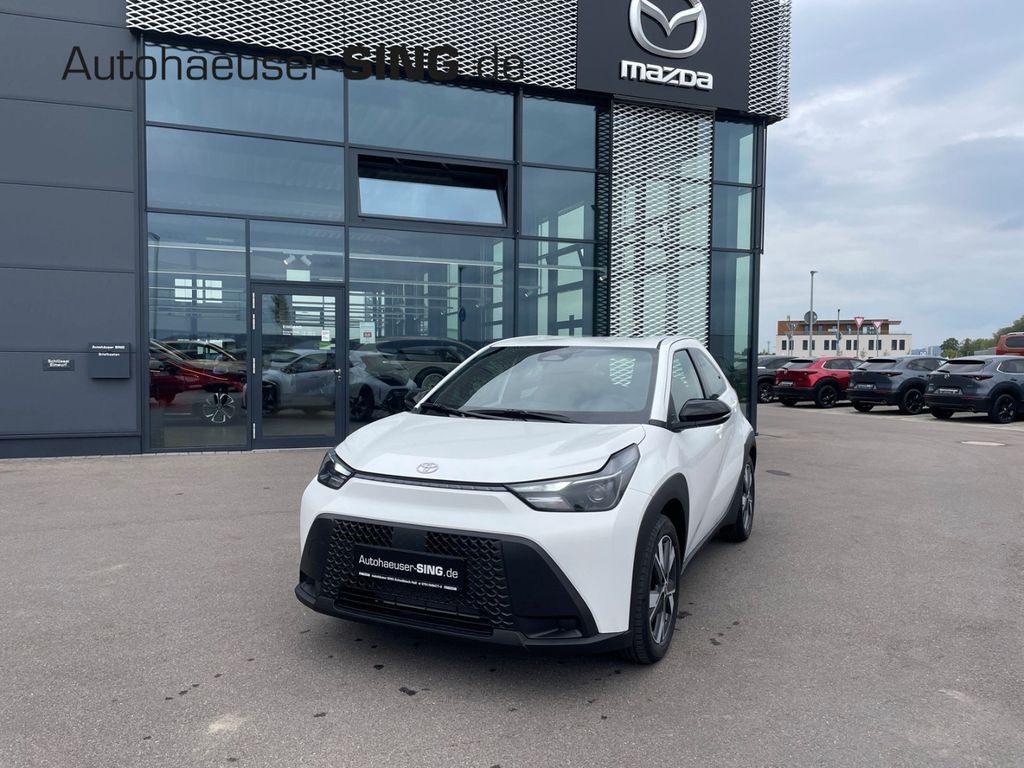 Bild des Angebotes Toyota Aygo X Hybrid Fernlichtassi. Klimaautom. Tempom.