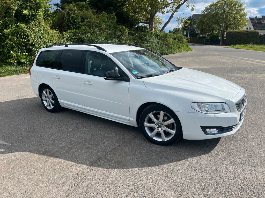Volvo V70 D4 Linje Svart Standheiz.+AHK+ACC+Licht