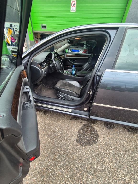 Bild des Angebotes Audi A8 4.2 TDI tiptronic quattro -