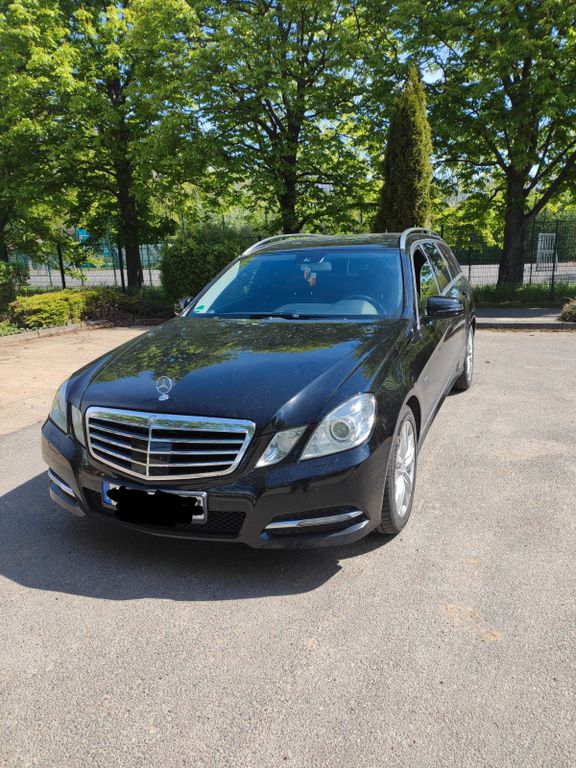 Bild des Angebotes Mercedes-Benz E 350 CDI T BlueEFFICIENCY AVANTGARDE AVANTGARDE