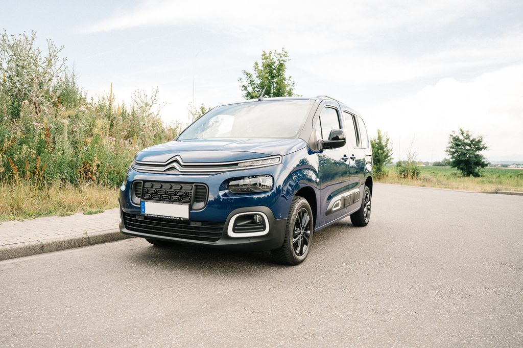 Bild des Angebotes Citroën Berlingo MPV M BlueHDi 130 S&S EAT8 Shine