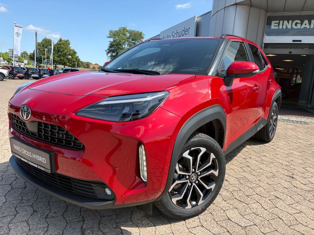 Bild des Angebotes Toyota Yaris Cross Teamplayer  **SAFETY/WINTER**