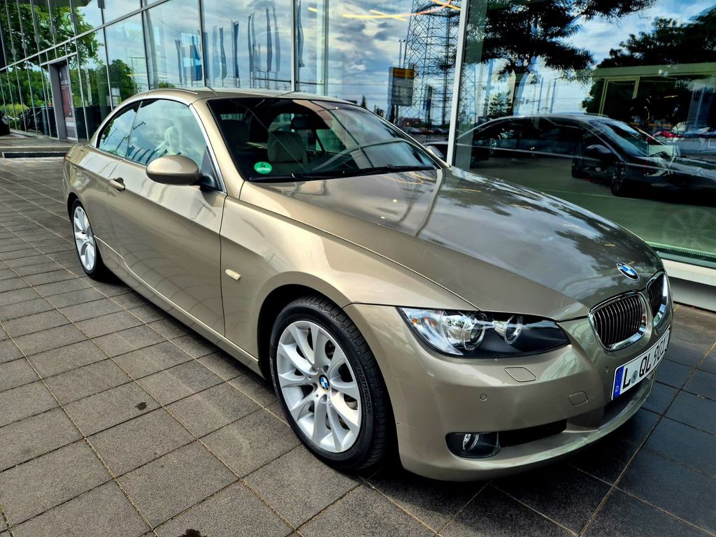 Bild des Angebotes BMW 325i Cabrio -