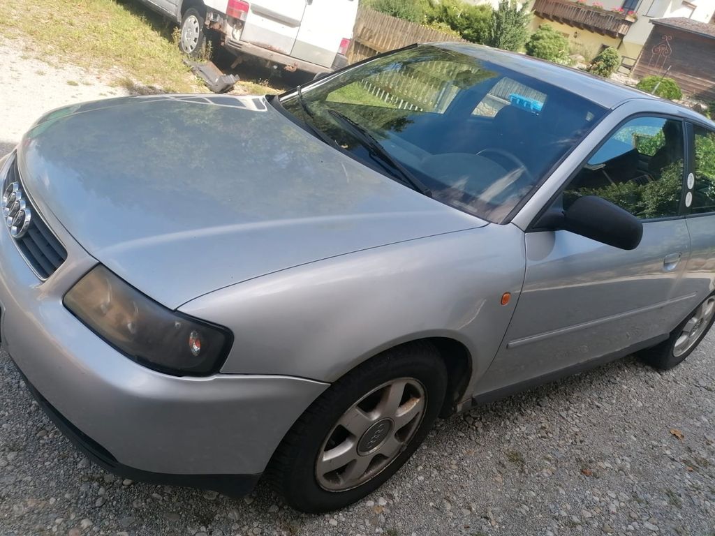Audi A3 1.8 Ambiente Ambiente
