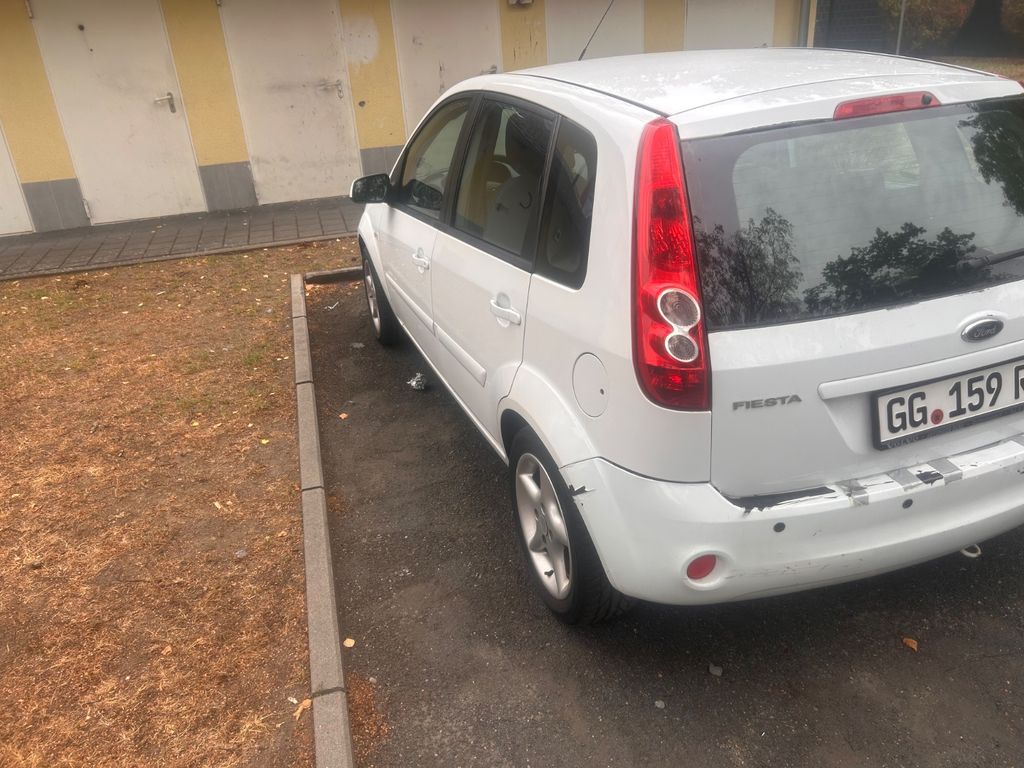 Bild des Angebotes Ford Fiesta 1.4 Ghia Ghia