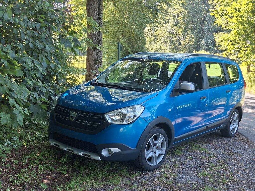 Bild des Angebotes Dacia Lodgy SCe 110 LPG Stepway Stepway