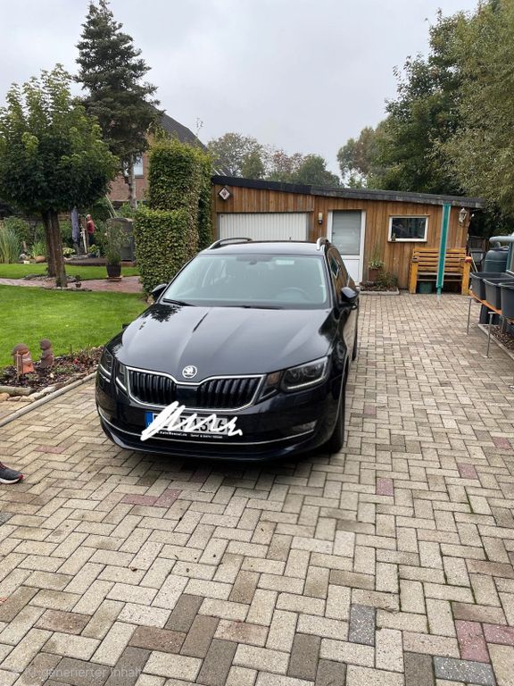 Bild des Angebotes Skoda Škoda Octavia III Combi (Premium Edition)