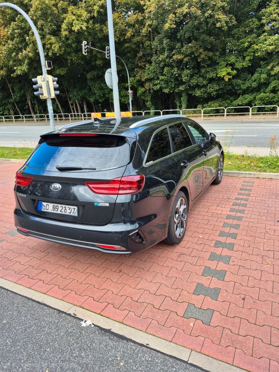 Bild des Angebotes Kia cee'd Sportswagon 1.6 CRDi MHEV 100kW DCT Vi...
