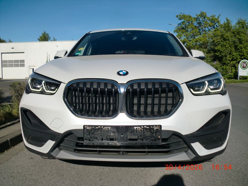 Bild des Angebotes BMW X1 sDrive 18 d LED Metallic AHK 8x ALU 1Hand