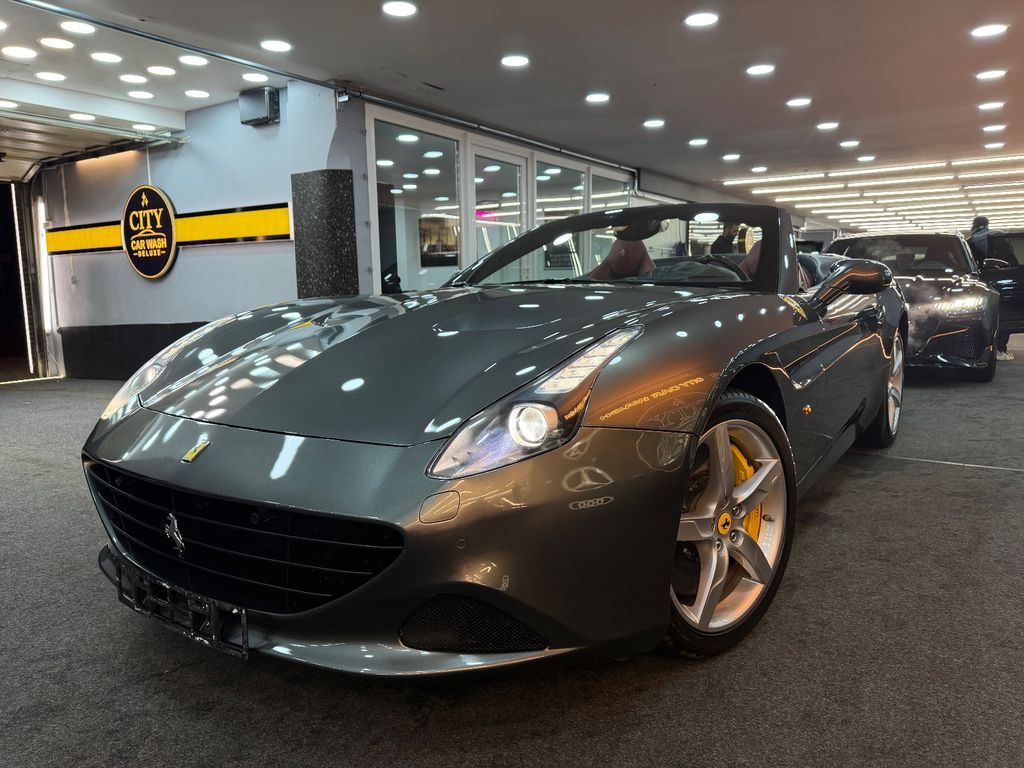 Bild des Angebotes Ferrari California 3.9 V8 T 4-Sitzer/KERAMIK/CARBON