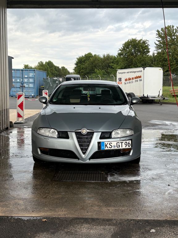 Bild des Angebotes Alfa Romeo GT 1.9 JTD