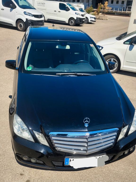 Bild des Angebotes Mercedes-Benz 220