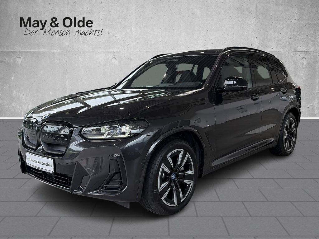 Bild des Angebotes BMW iX3 Sportpaket AD El. Fondsitzverst. Navi Digita