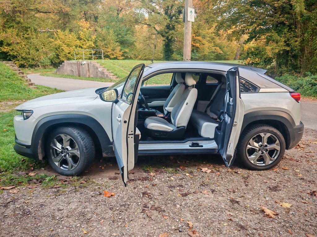 Bild des Angebotes Mazda MX-30 360° Leder BOSE Wärmepumpe TÜV neu TIP-TOP