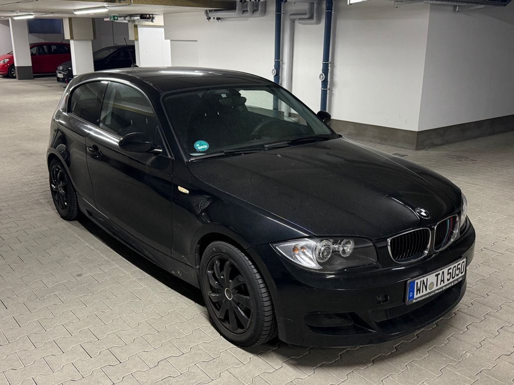 BMW 116i - M Paket PDC Klima Euro5 Xenon
