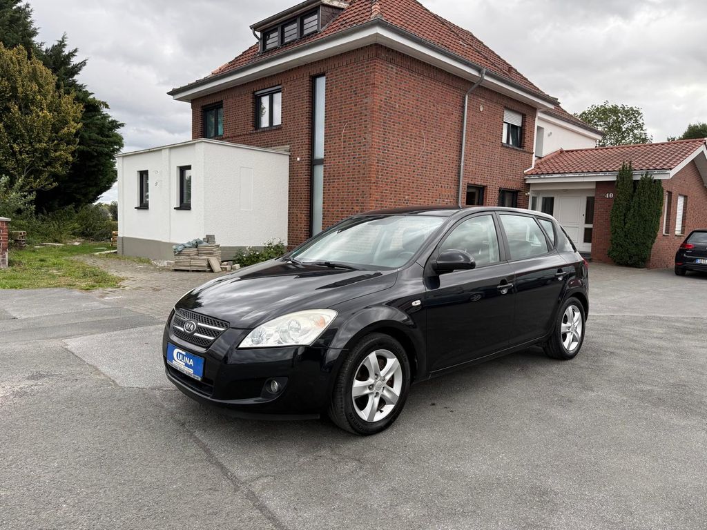 Bild des Angebotes Kia cee'd / Ceed 1.6 CRDi 115PS LX