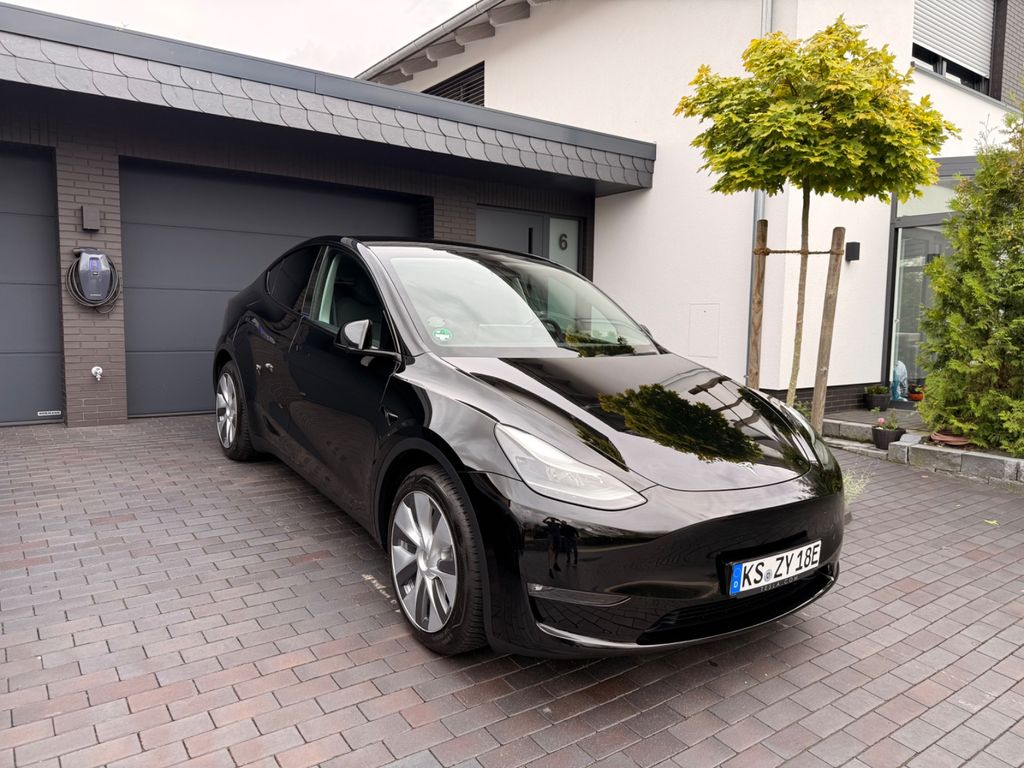 Bild des Angebotes Tesla Model Y Long Range Dual Motor AWD Long Range