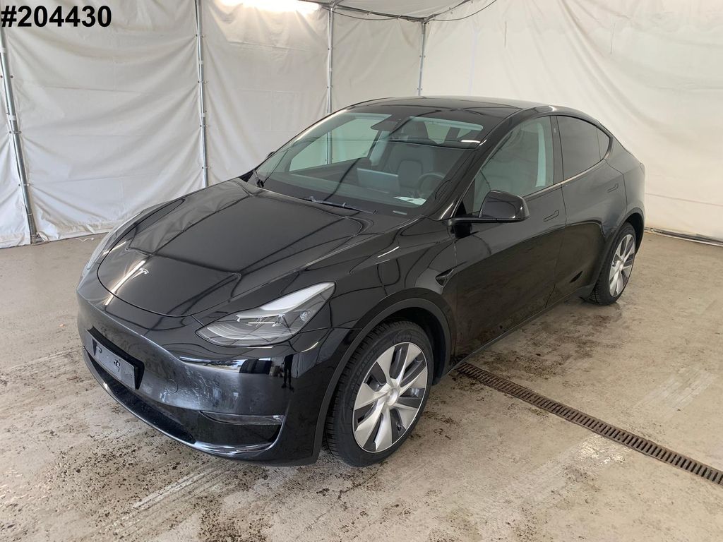 Bild des Angebotes Tesla Model Y Long Range Dual AWD AUTOPILOT 3 | PANO