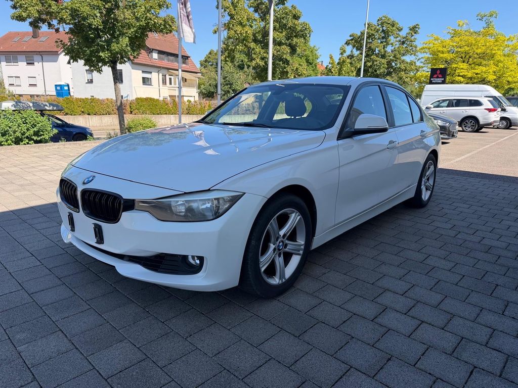 Bild des Angebotes BMW 328i Sport Line - Tüv 08/26 - Automatik -