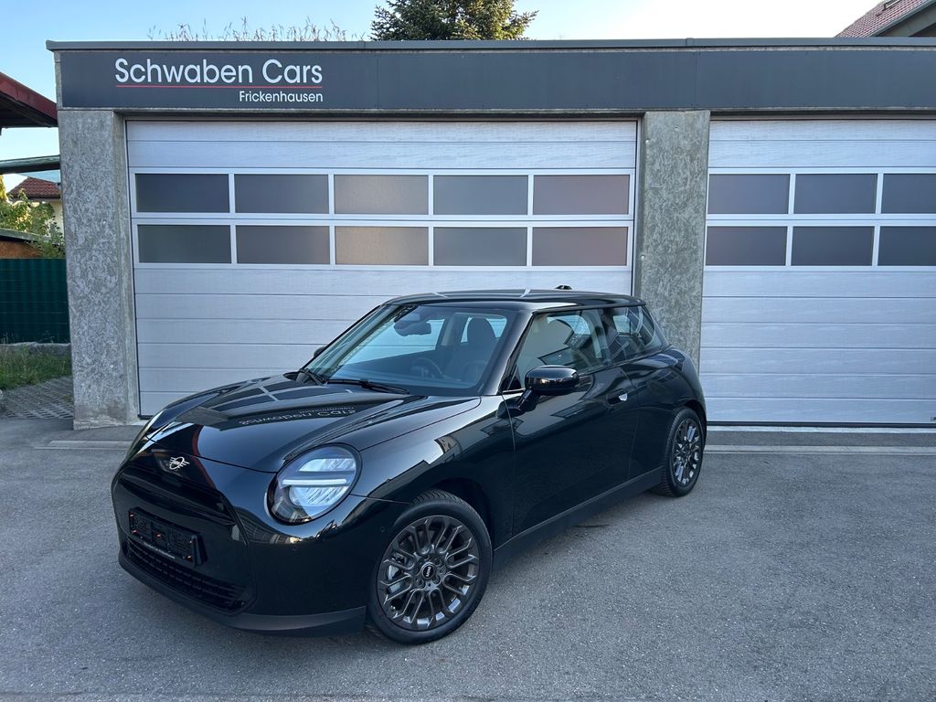 Bild des Angebotes MINI Cooper E neues Modell LED Sitzheizung Parkassist