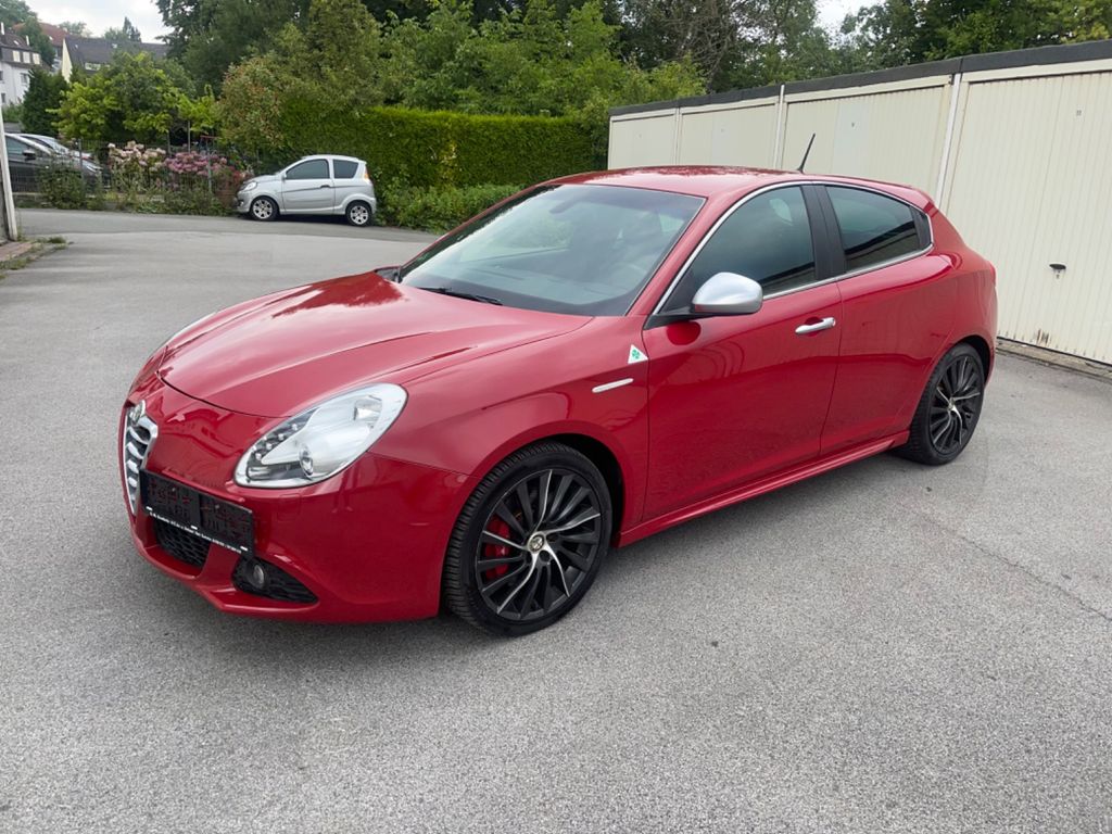 Bild des Angebotes Alfa Romeo Giulietta Quadrifoglio Verde 1,8 TBI 16v leder