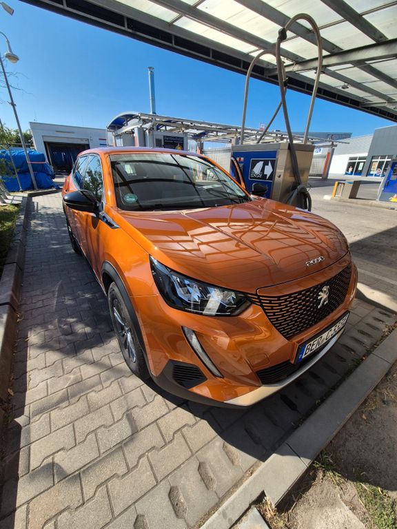 Bild des Angebotes Peugeot e-2008  136  Active Pack inkl. Winterreifen