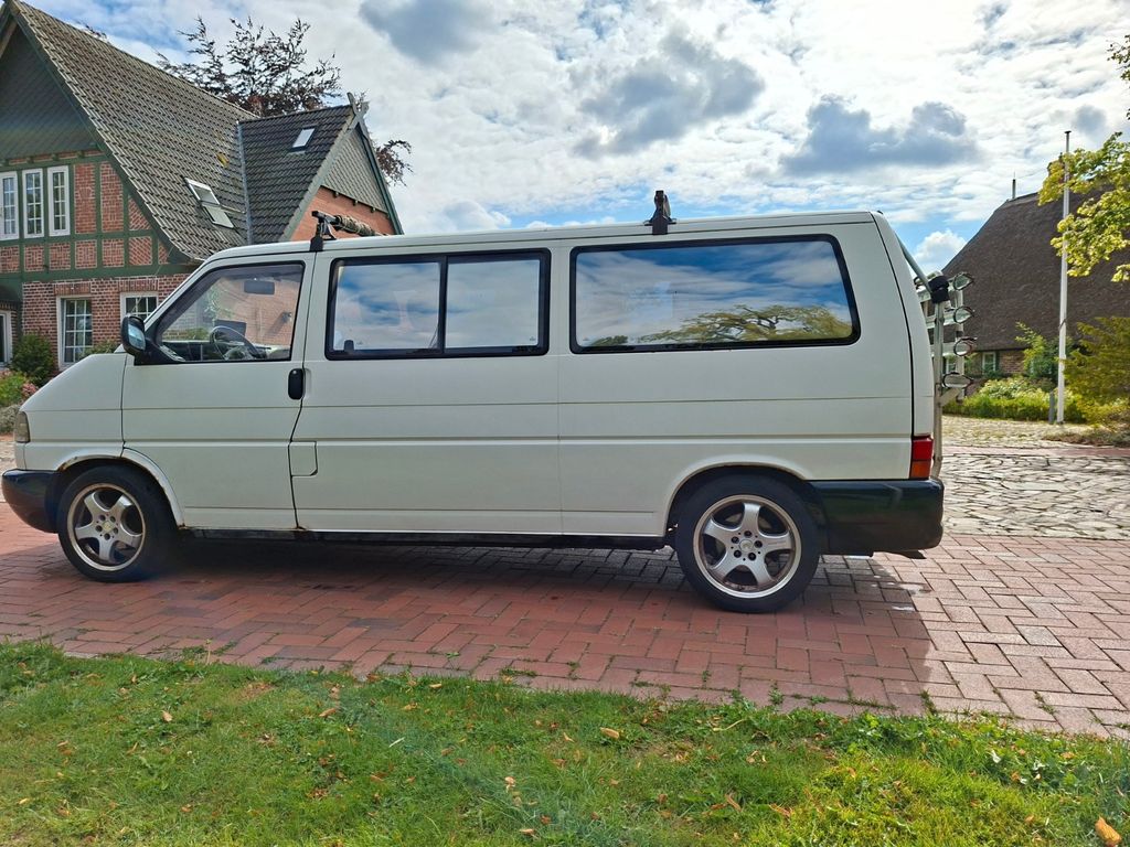 Bild des Angebotes Volkswagen T4 Transporter / Multivan lang 1.9 TD