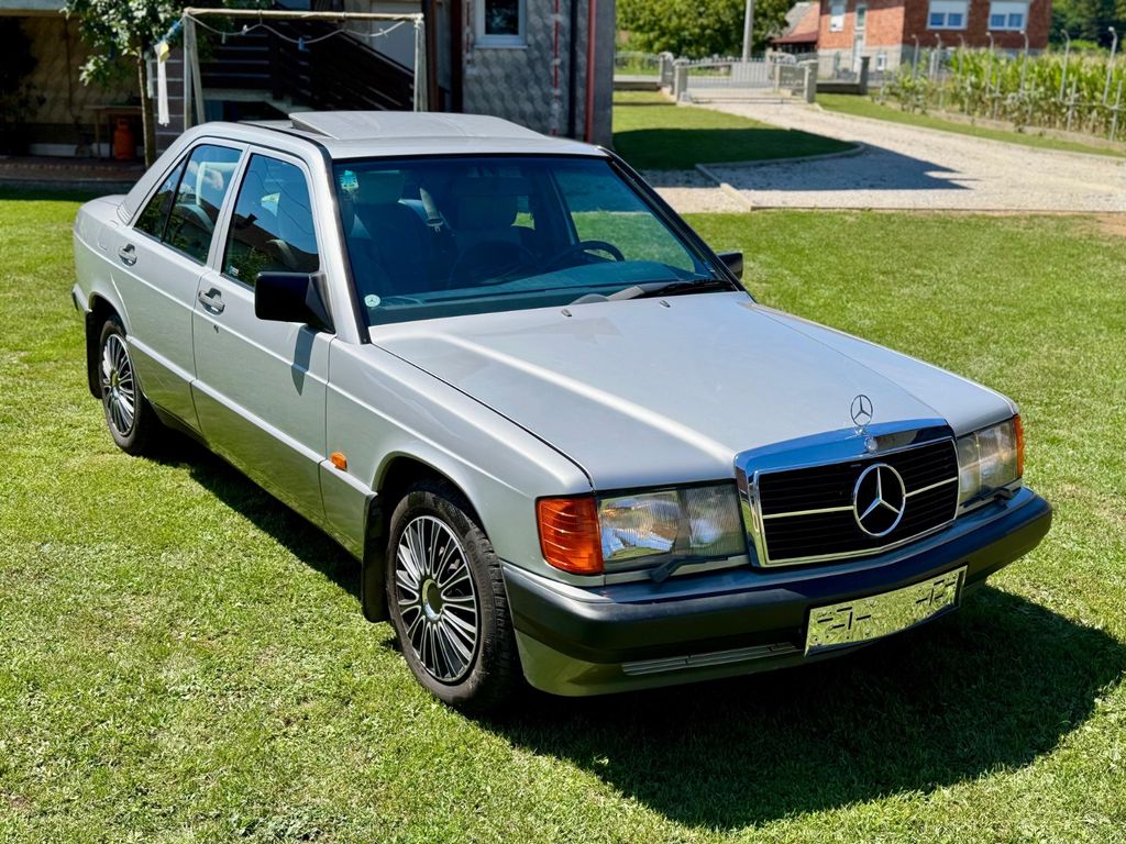 Bild des Angebotes Mercedes-Benz 190 E 2.3 Benzin