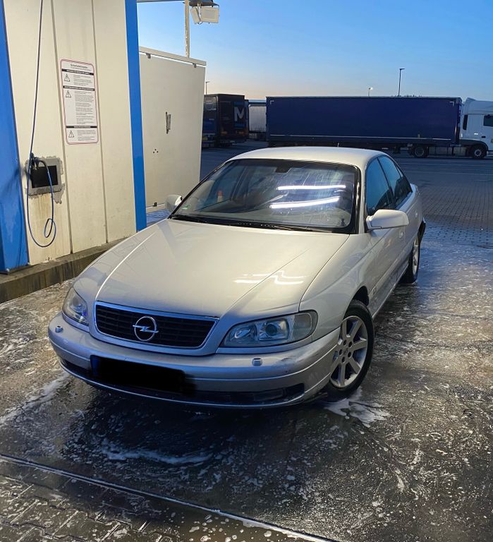 Opel Omega 3.2 V6 Executive Edition