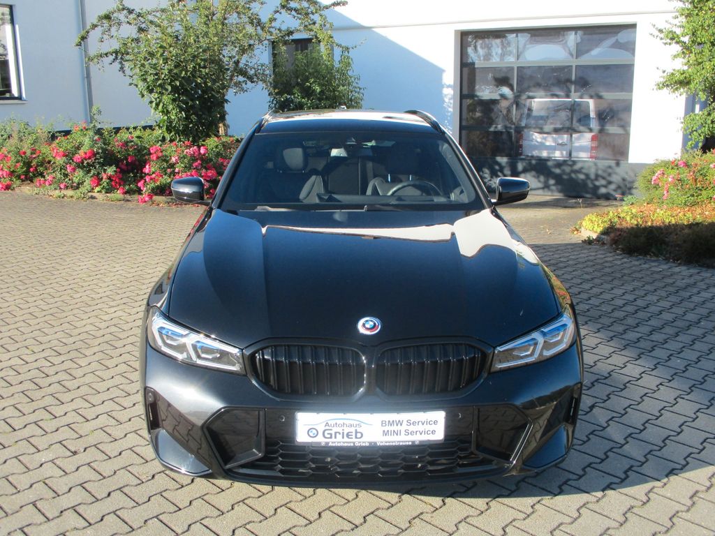 Bild des Angebotes BMW 320 i Touring M Sport Edition 50 Jahre