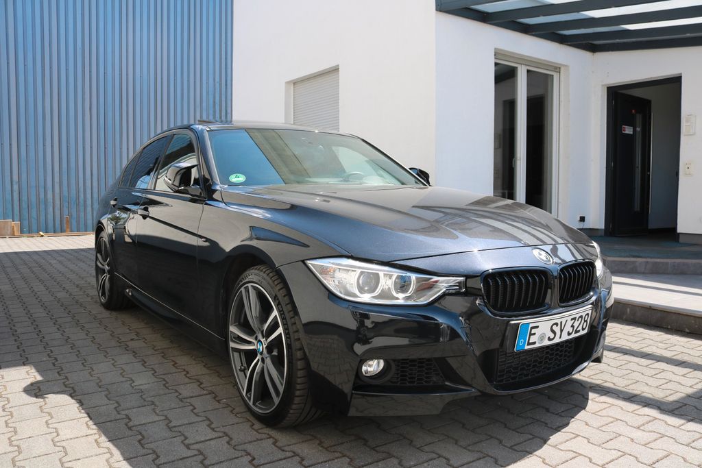 Bild des Angebotes BMW 328i xDrive Aut. DKG M-Sportpaket ERST-75.000KM