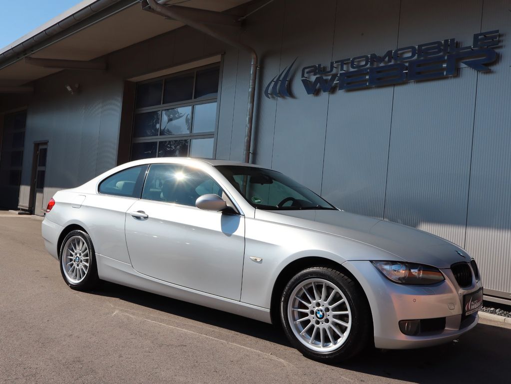 Bild des Angebotes BMW 325i Coupe *LEDER*XENON*EL.GLAS-SCHIEBEDACH*SHZ*