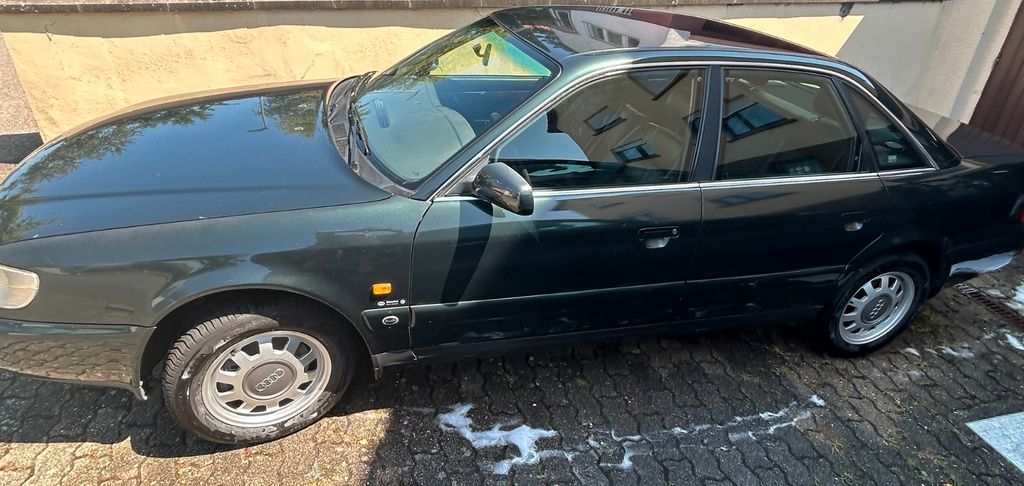 Audi A6 2.6