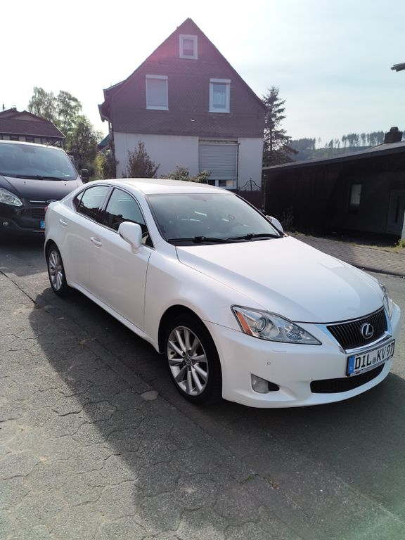 Bild des Angebotes Lexus IS 220 220d -